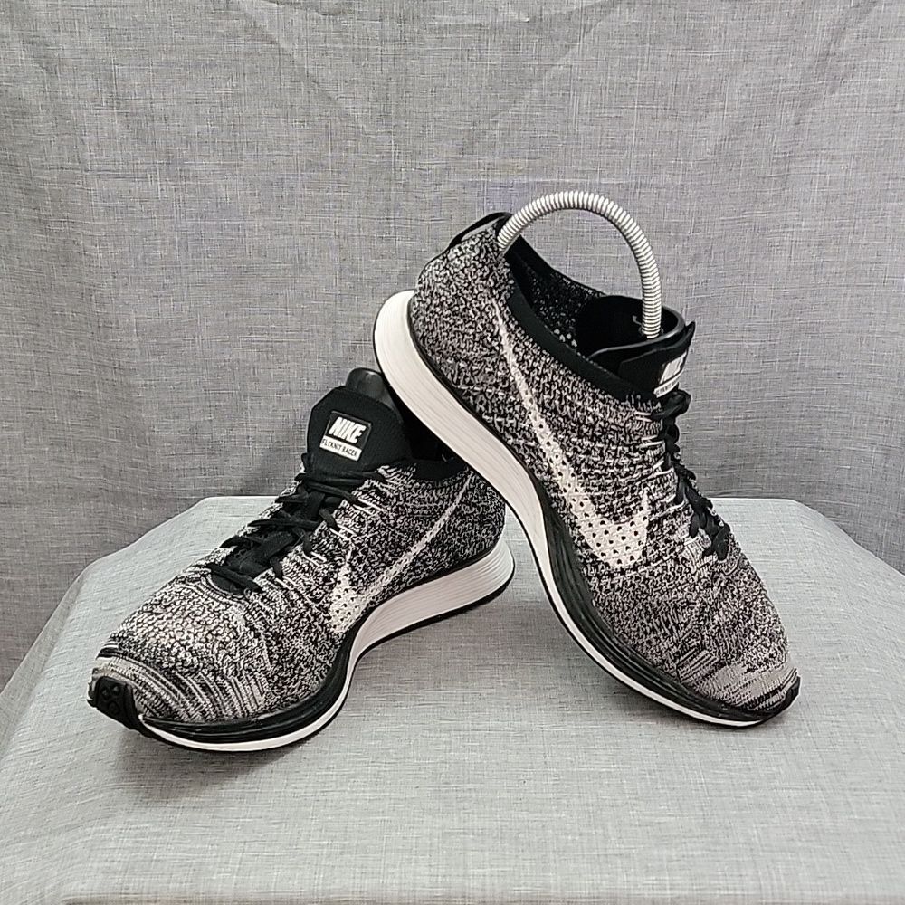 Nike Flyknit Racer Oreo 2.0 Black / White running GS shoes 526628-012 Men's 9